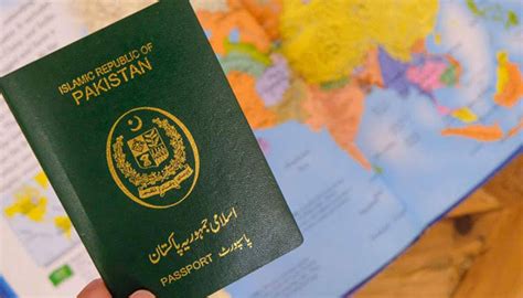 list of visa free countries for pakistan